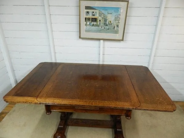 Oak Refectory Draw Leaf Extending Table