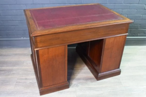 Mahogany Panelled Pedestal Desk - Image 10