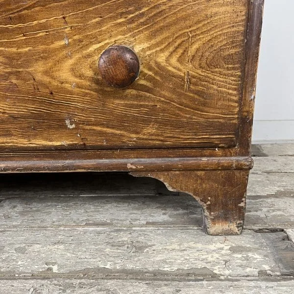 Mid 19th Century Pine Housekeepers Cupboard - Image 4