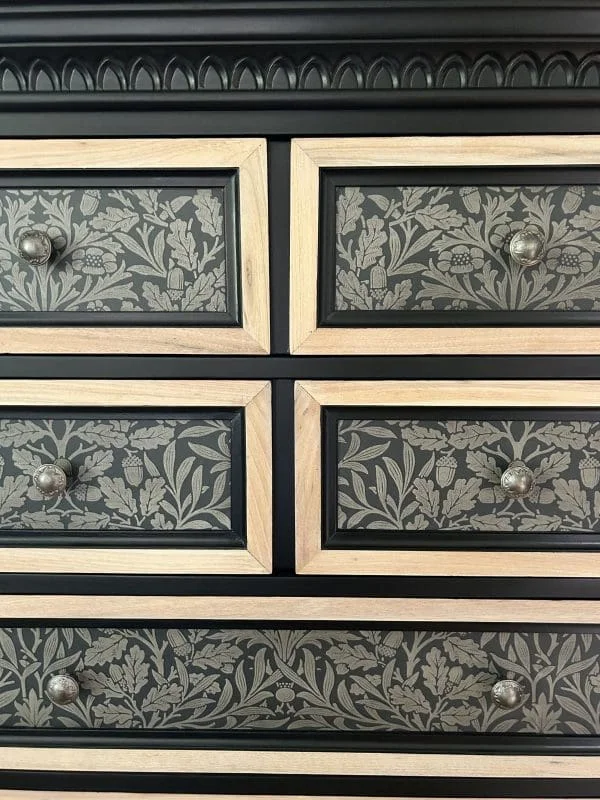 Chest of Drawers. Vintage. Solid wood. William Morris. Handpainted. - Image 5