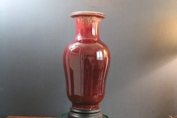 Early Chinese Qing Dynasty Sang De Boeuf Vase - Image 2