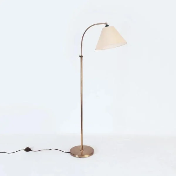 Scandinavian Mid-Century Telescopic Floor Lamp with Curved Neck - Image 2