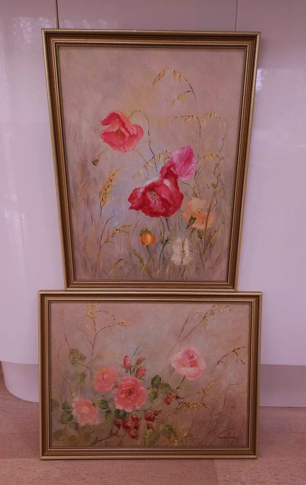 Pair of framed floral oil paintings by US artist Kathleen Hobbs