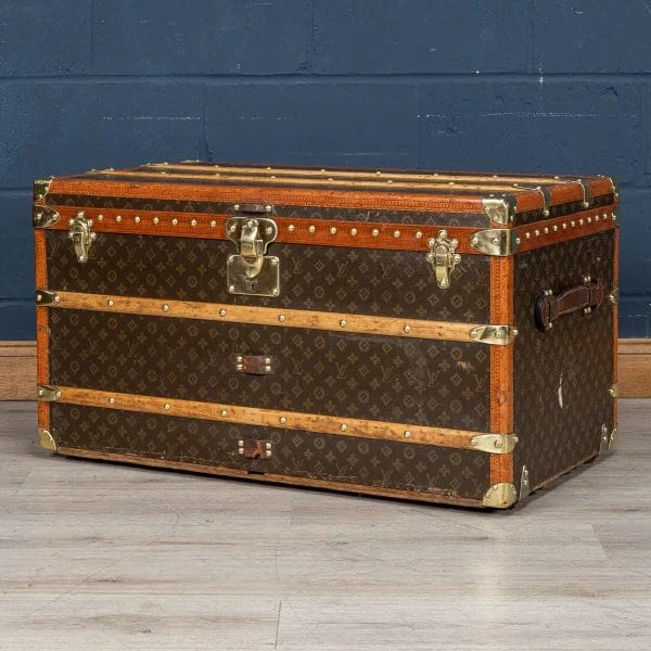 Louis Vuitton Trunk in Monogrammed Canvas France Circa 1930 - Image 2