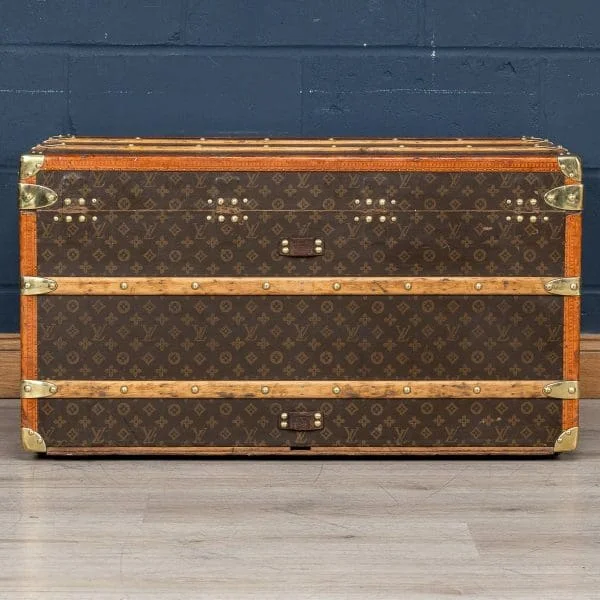 Louis Vuitton Trunk in Monogrammed Canvas France Circa 1930 - Image 5