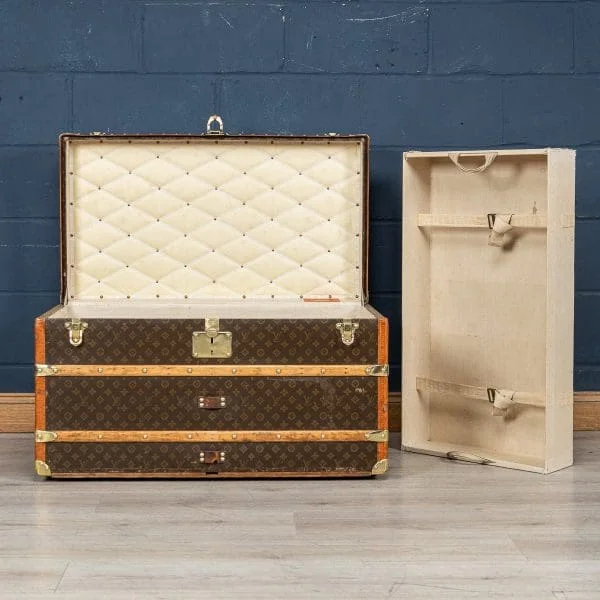 Louis Vuitton Trunk in Monogrammed Canvas France Circa 1930 - Image 9