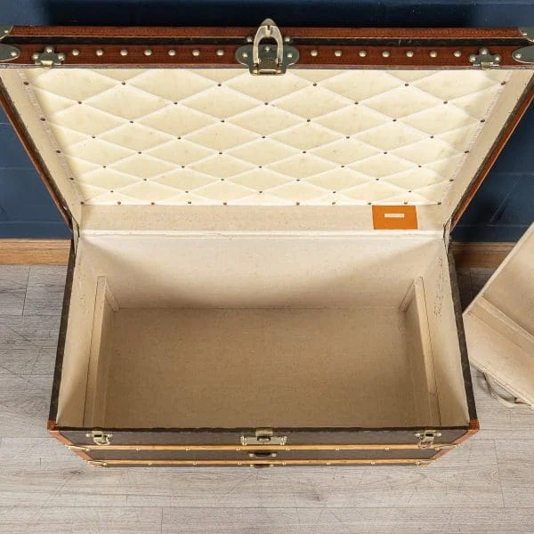 Louis Vuitton Trunk in Monogrammed Canvas France Circa 1930 - Image 10