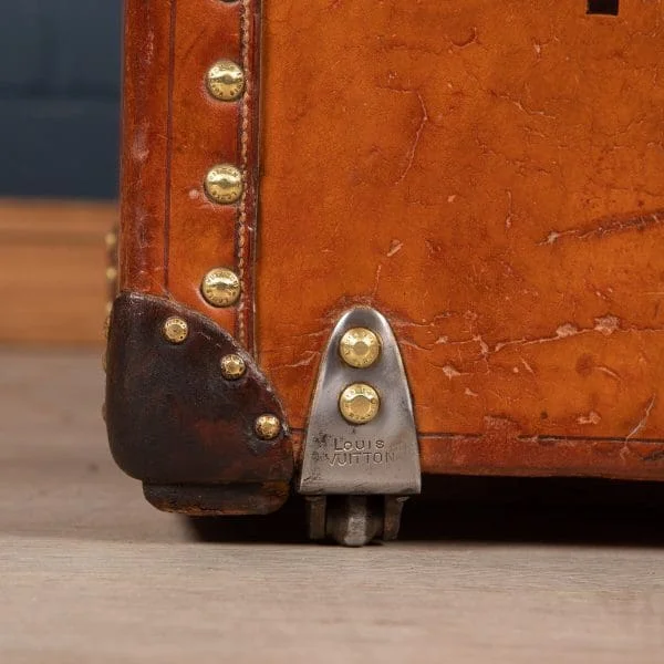 Louis Vuitton Trunk in Natural Cow Hide France Circa 1900 - Image 31