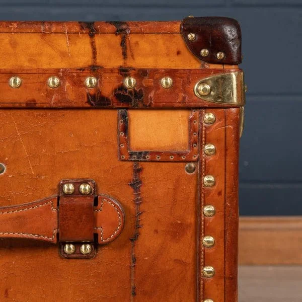 Louis Vuitton Trunk in Natural Cow Hide France Circa 1900 - Image 36