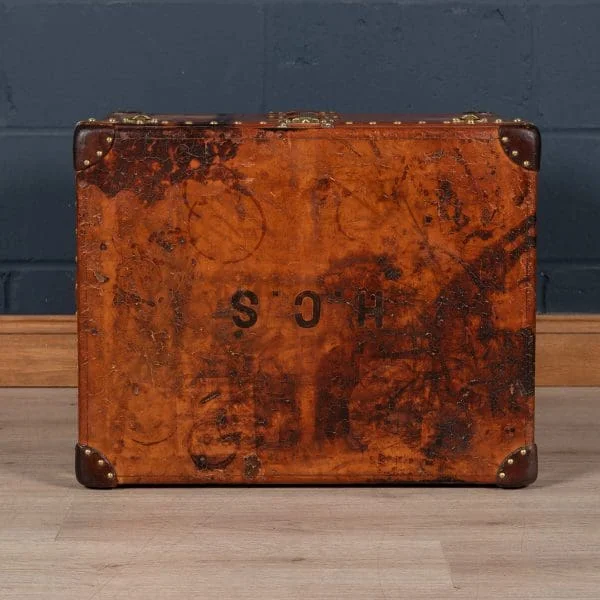 Louis Vuitton Trunk in Natural Cow Hide France Circa 1900 - Image 10