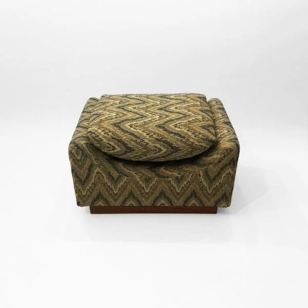 Italian Mid Century Pedestal Stool Circa 1960s - Image 2