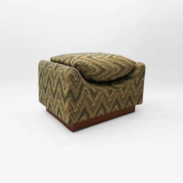 Italian Mid Century Pedestal Stool Circa 1960s - Image 6