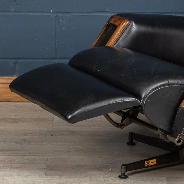 Mid Century Black Leather Recliner by Poltrona Oscar, Italy 1965 - Image 20