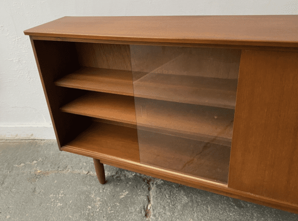 1960’s teak bookcase by Avalon with sliding doors - Image 5