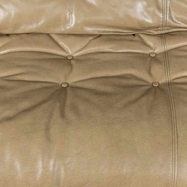 Late 20th Century Soriana Sofa in Beige Leather by Tobia Scarpa for Cassina Italy - Image 12