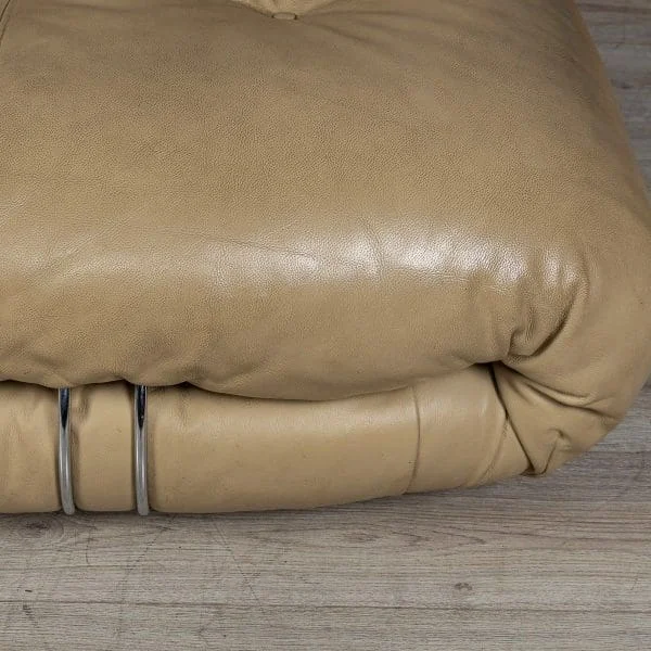 Late 20th Century Soriana Sofa in Beige Leather by Tobia Scarpa for Cassina Italy - Image 23