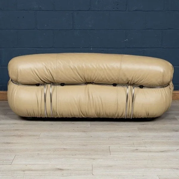 Late 20th Century Soriana Sofa in Beige Leather by Tobia Scarpa for Cassina Italy - Image 5