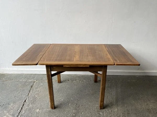 1930’s vintage oak draw leaf dining table - Image 4