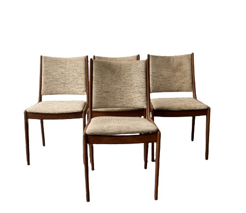 Set of 4 mid century chairs by Johannes Andersen