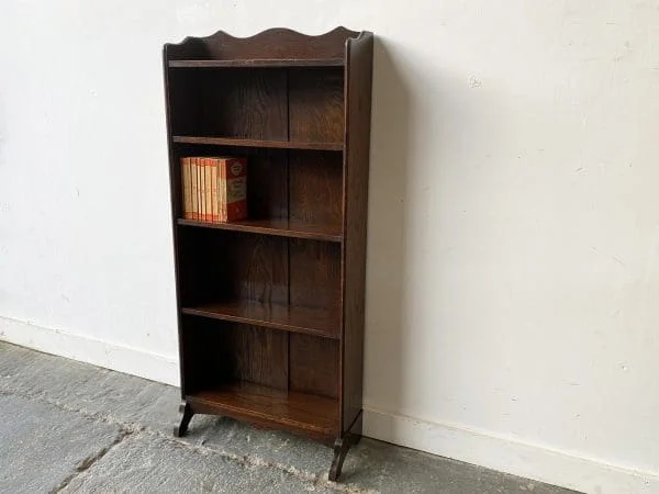 Vintage 1920/30’s open fronted free-standing bookcase - Image 3