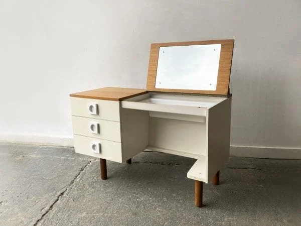 Mid century 1960’s desk/dressing table by Uniflex