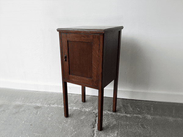 Edwardian Mahogany pot cupboard / bedside cabinet - Image 5