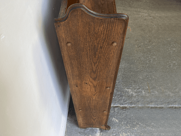 Early 20th century Arts and Crafts oak book shelves - Image 3