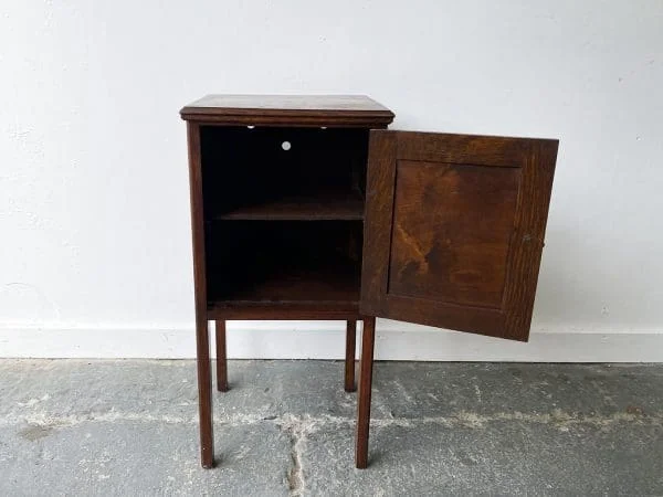 Edwardian Mahogany pot cupboard / bedside cabinet - Image 6