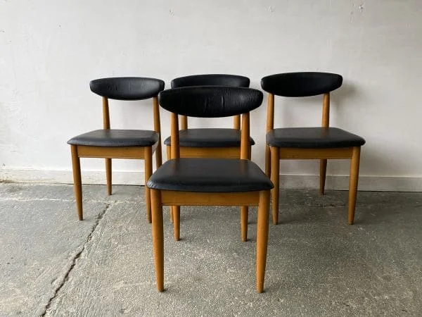 Mid-Century dining table and chairs by Schreiber - Image 6