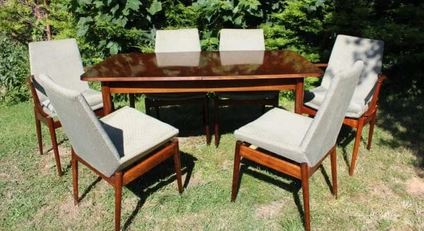 Mid Century Dining Table And Chairs By Archie Shine - Image 5